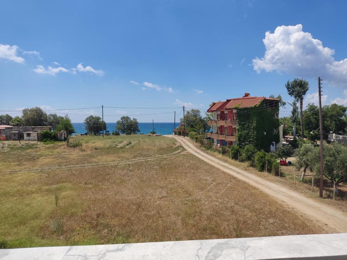 Pansion Artemis Apartment Mavrovoúnion Екстериор снимка