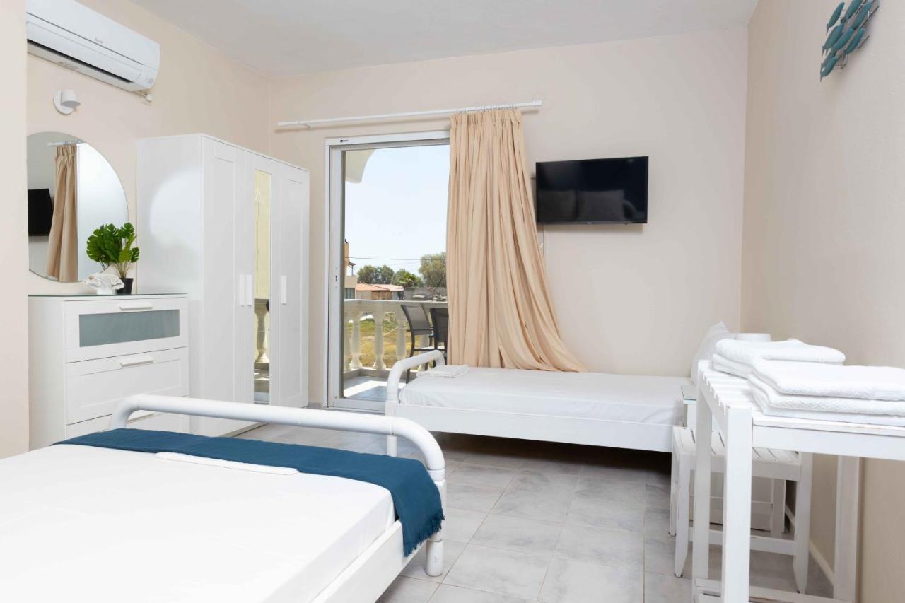 Pansion Artemis Apartment Mavrovoúnion Екстериор снимка
