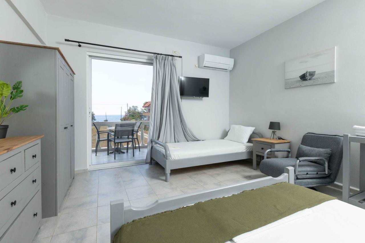 Pansion Artemis Apartment Mavrovoúnion Екстериор снимка
