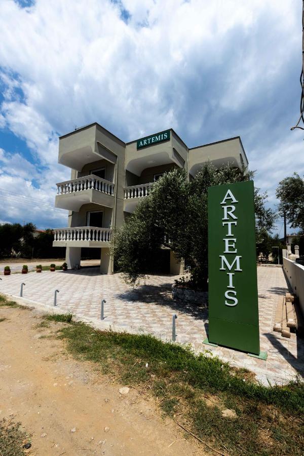 Pansion Artemis Apartment Mavrovoúnion Екстериор снимка