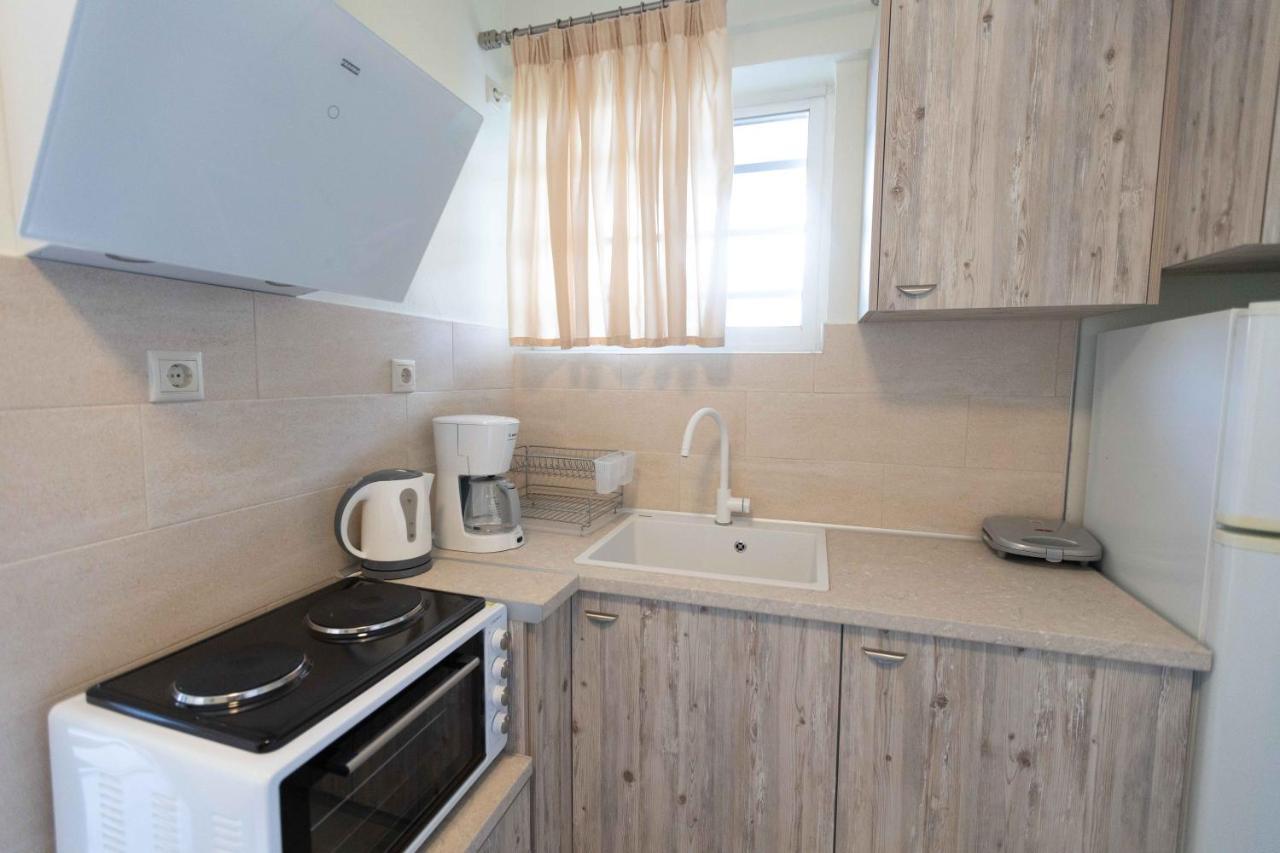 Pansion Artemis Apartment Mavrovoúnion Екстериор снимка